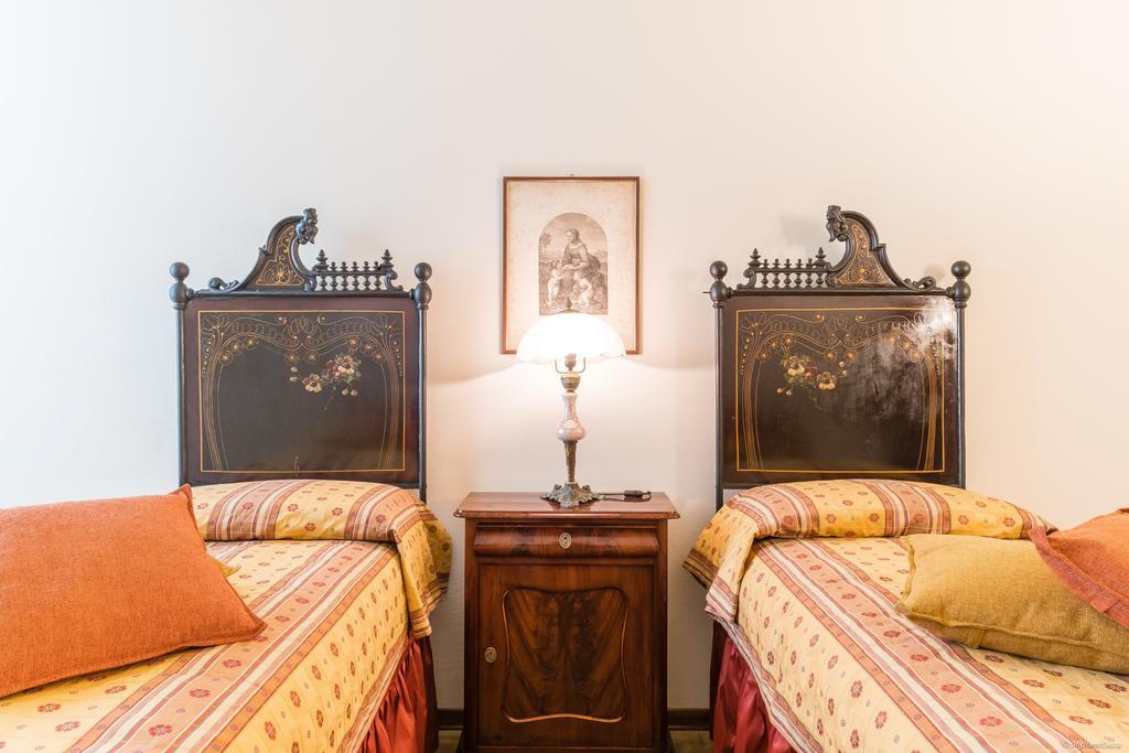 La Chaise Longue
